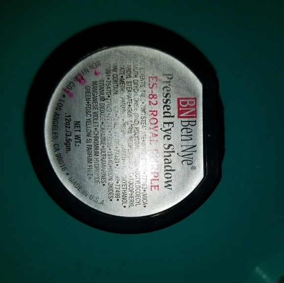 💖Ben Nye Pressed Eyeshadow 💖ES-82 Royal Purple - Picture 3 of 3